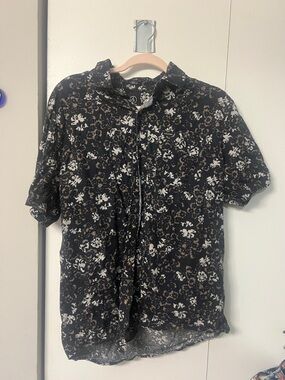 Volcom Black Short-Sleeve Button-Up with White and Tan Print